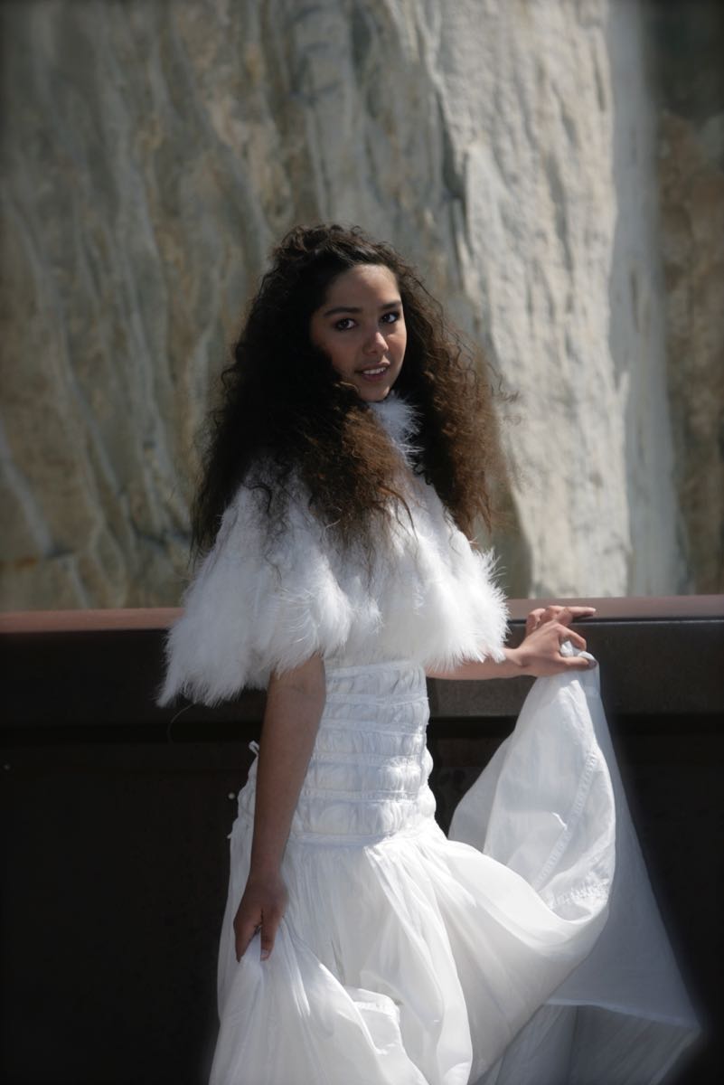 Capeline-plume-blanche - 1